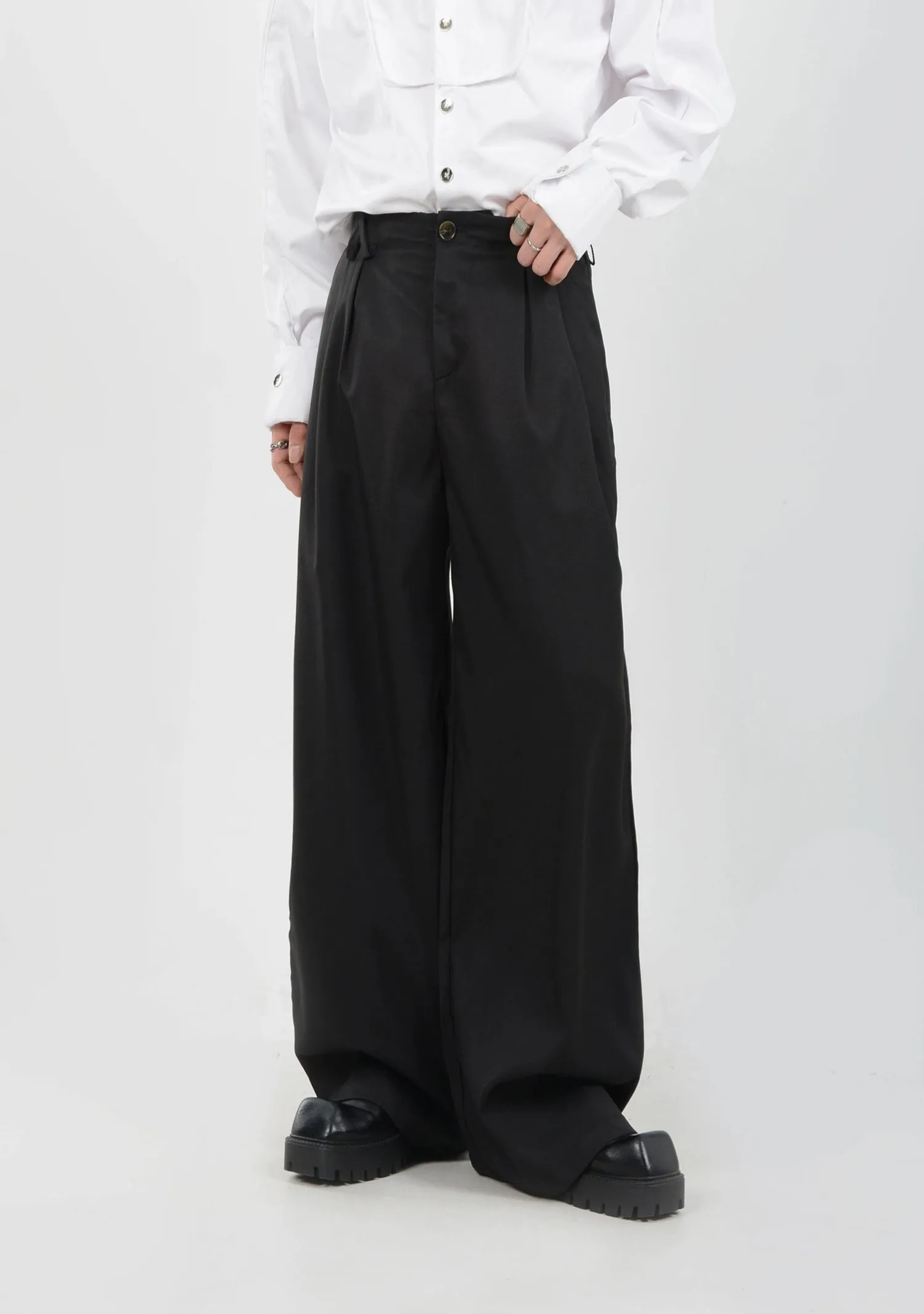 High-Waisted Wide Leg Pleated Lightweight Trousers