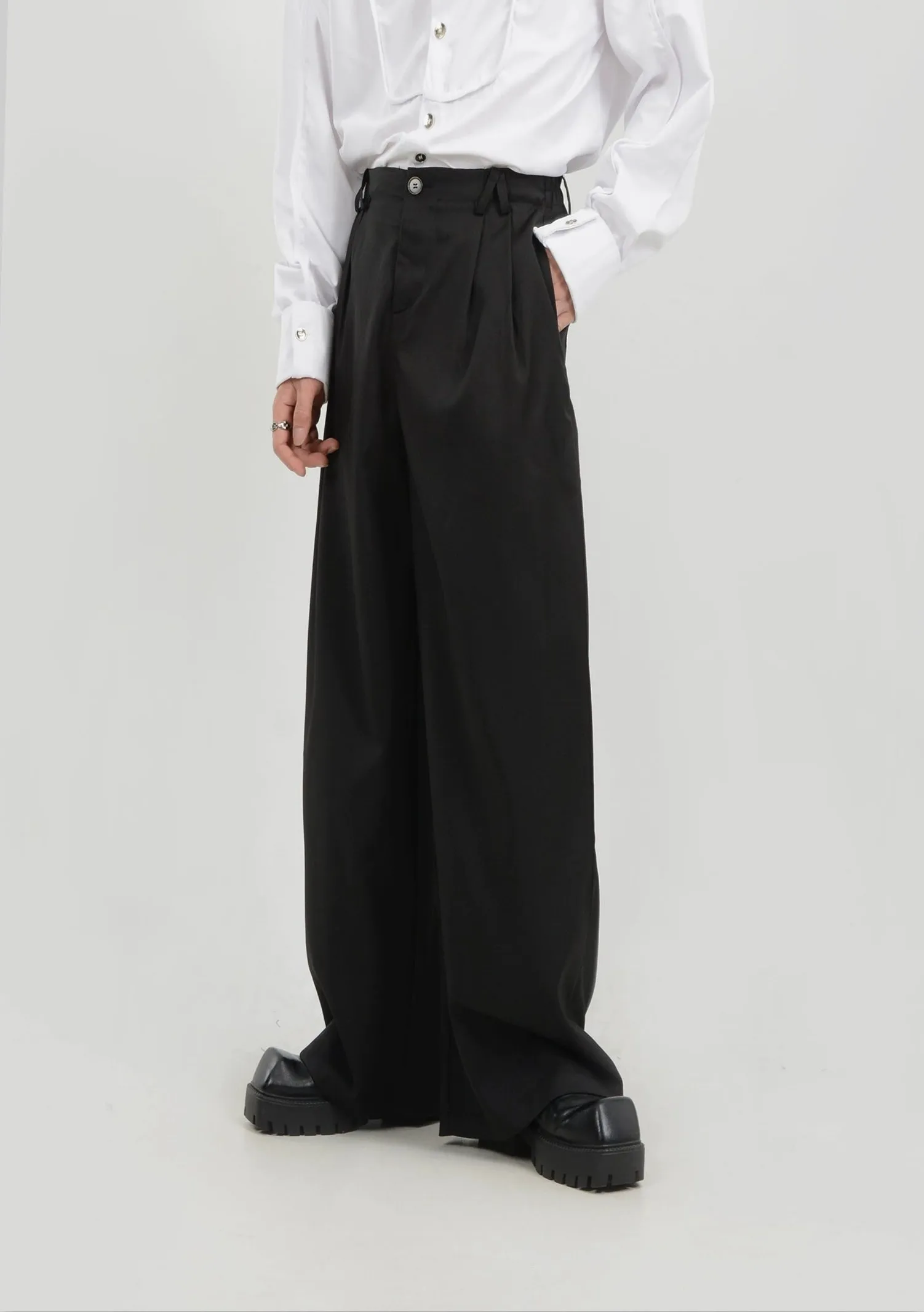 High-Waisted Wide Leg Pleated Lightweight Trousers