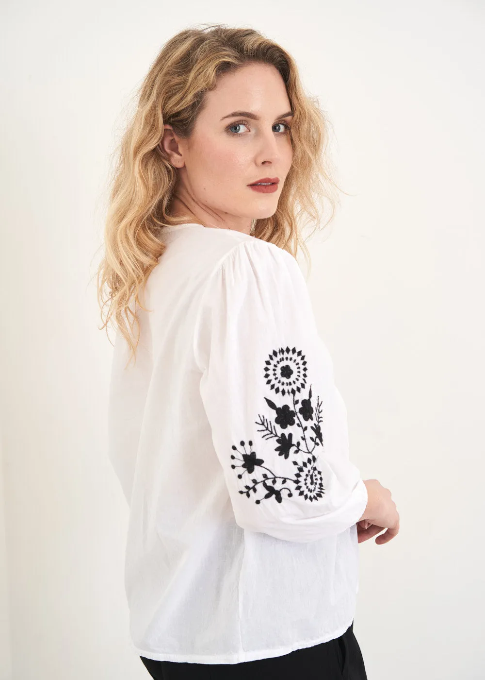 KAT EMBROIDERED SLEEVE SHIRT